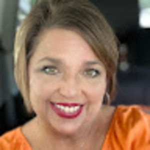 Meet your Posher, Paula